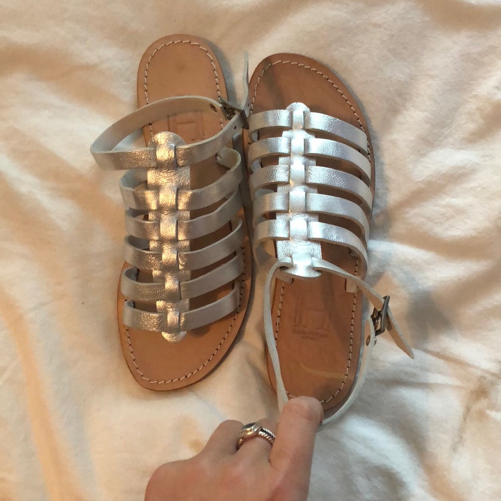 Silver gladiators